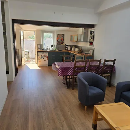 Maison Proche Du Port De Semesterbostad *