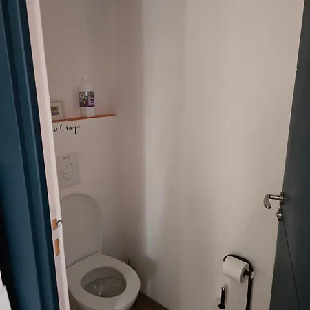 Maison Proche Du Port De *